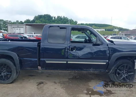 2006 Chevrolet Silverado K1500 z USA, uszkodzony, nr VIN 1GCEK19B36Z272976
